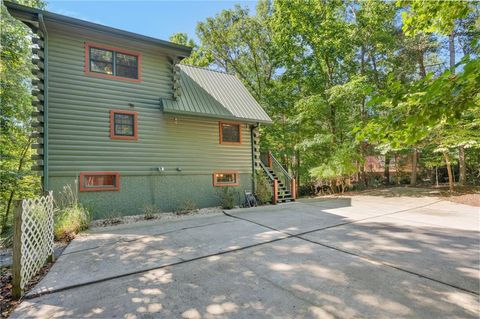 A home in Ellijay