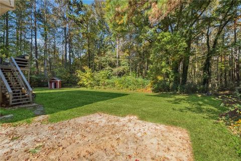 A home in Powder Springs