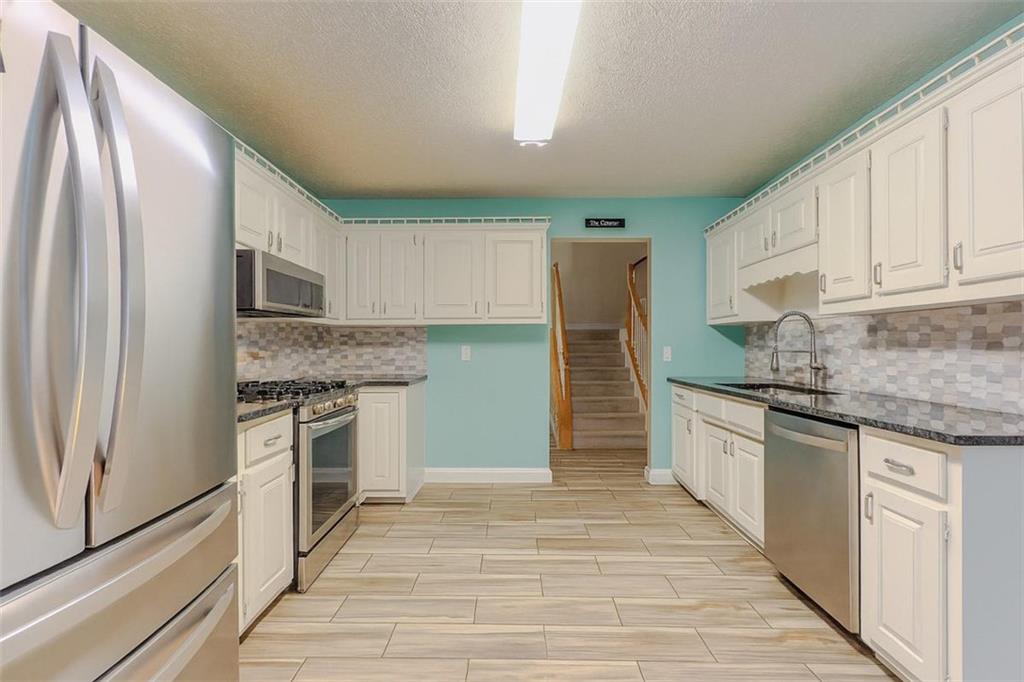 2812 Oak Vista Way