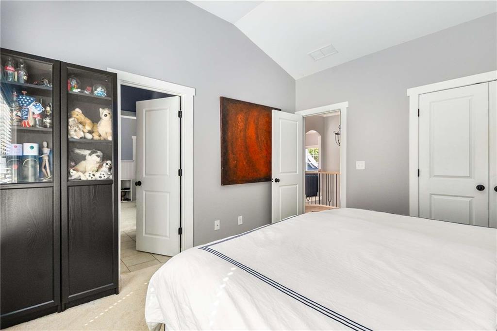 Midway Woods - Residential