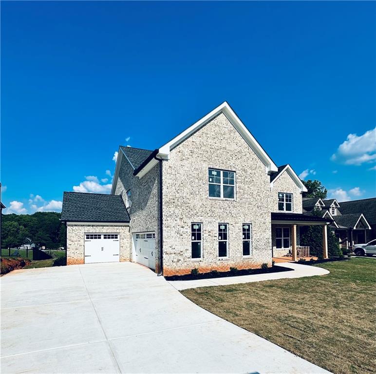 5643 Meadow View Drive