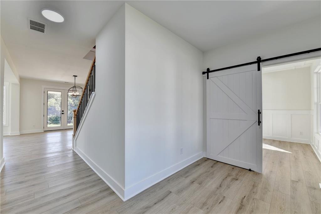 5643 Meadow View Drive