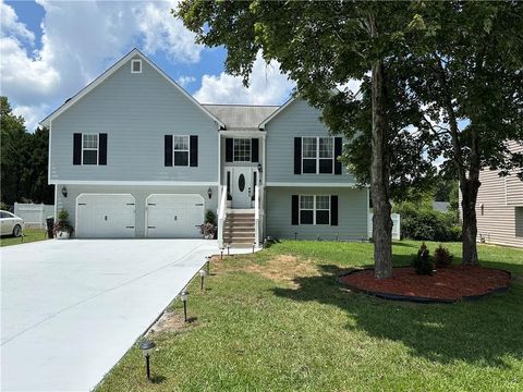 A home in Powder Springs