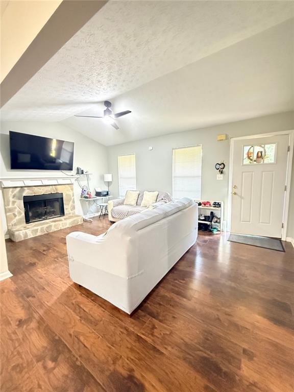 4400 Leafview Drive
