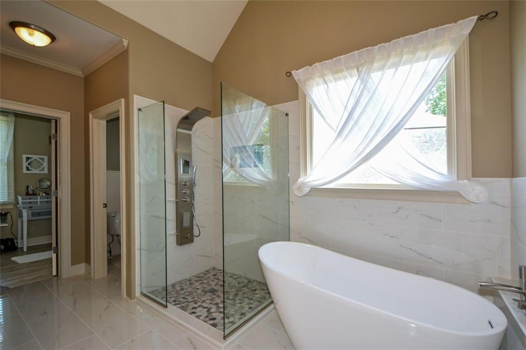 3740 Duckcove Way, Cumming, Georgia image 19