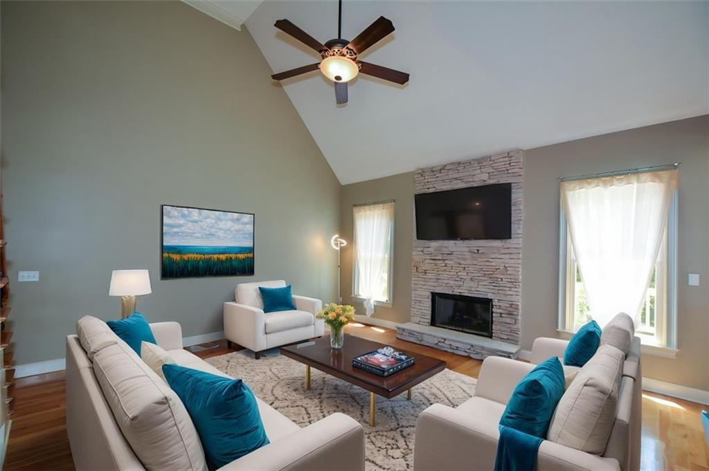 3740 Duckcove Way, Cumming, Georgia image 10
