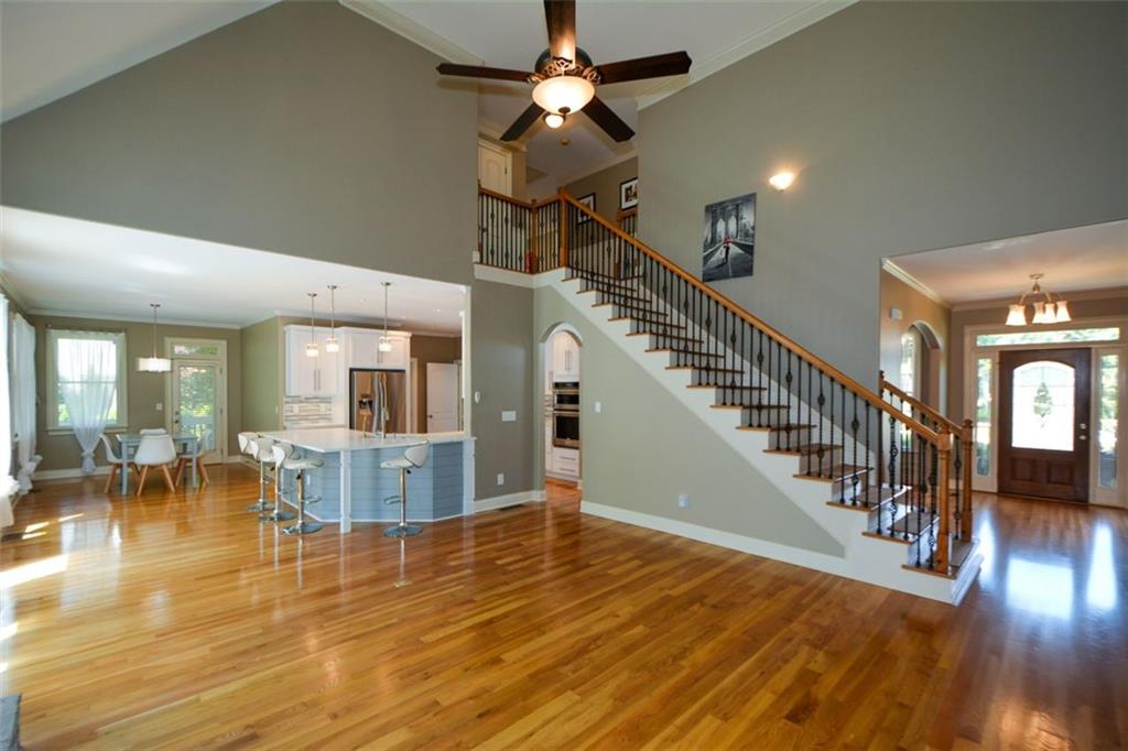 3740 Duckcove Way, Cumming, Georgia image 9
