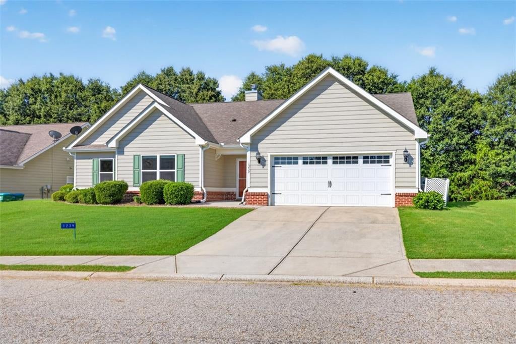 1239 Oak Springs Way