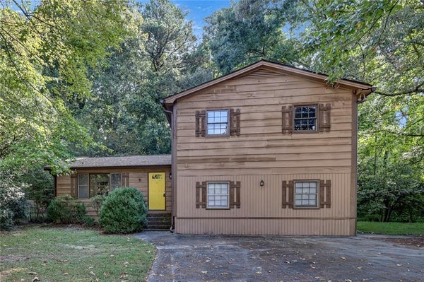 1466 HEWATT RD SW, LILBURN, GA 30047 - Image ff42acca4e697e42be3507cfc36adfec/2169250345