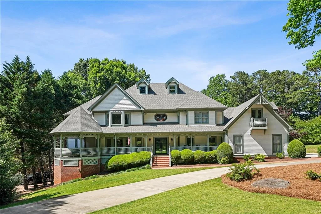 5102 Chastleton Drive