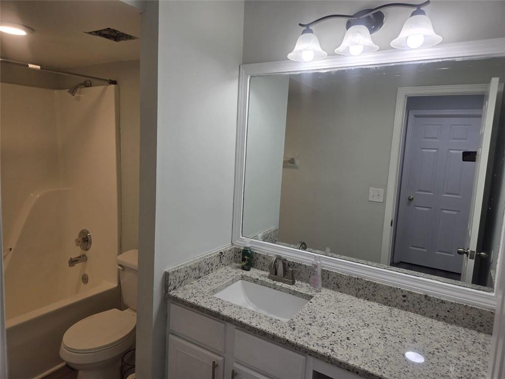 Wellington Manor - Residential