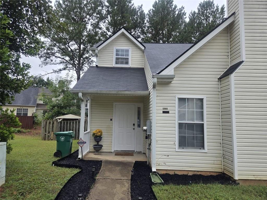 Wellington Manor - Residential