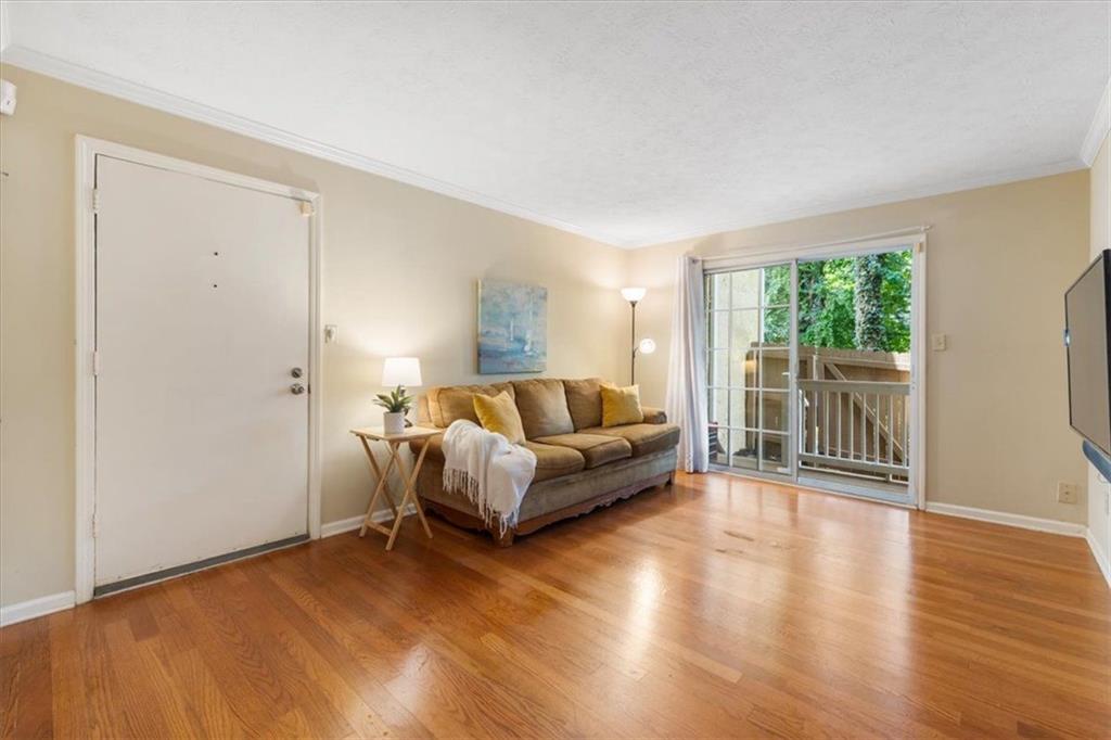 3140 Seven Pines Court 102