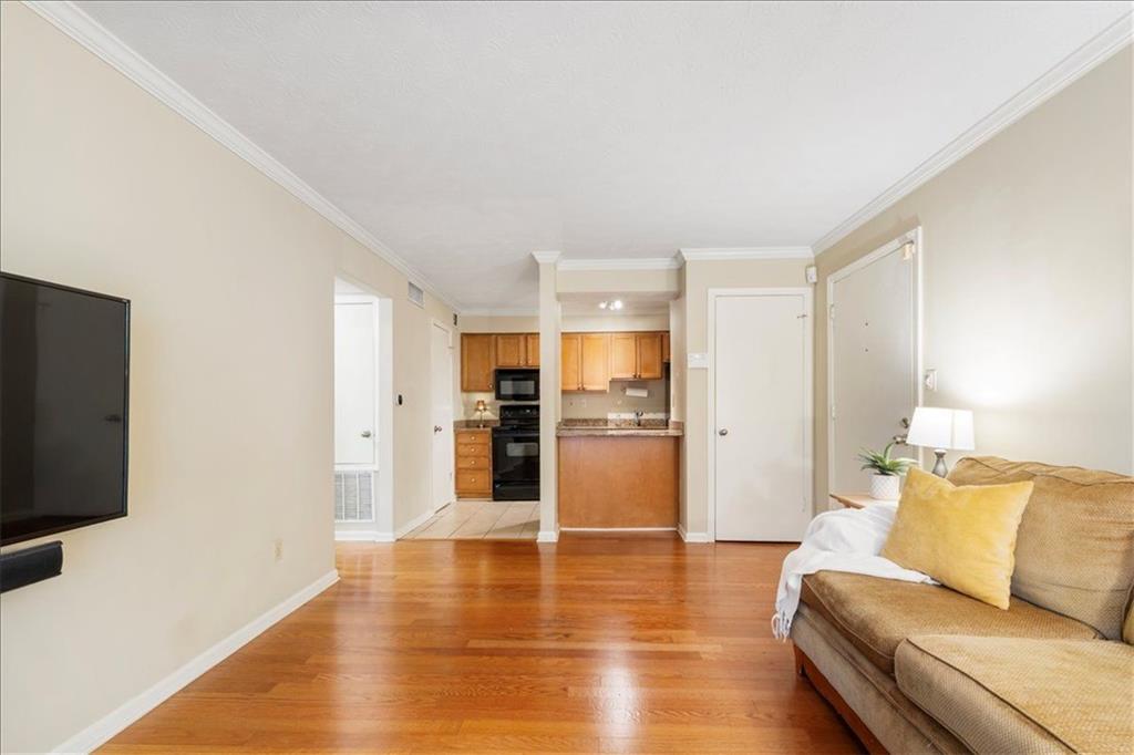3140 Seven Pines Court 102