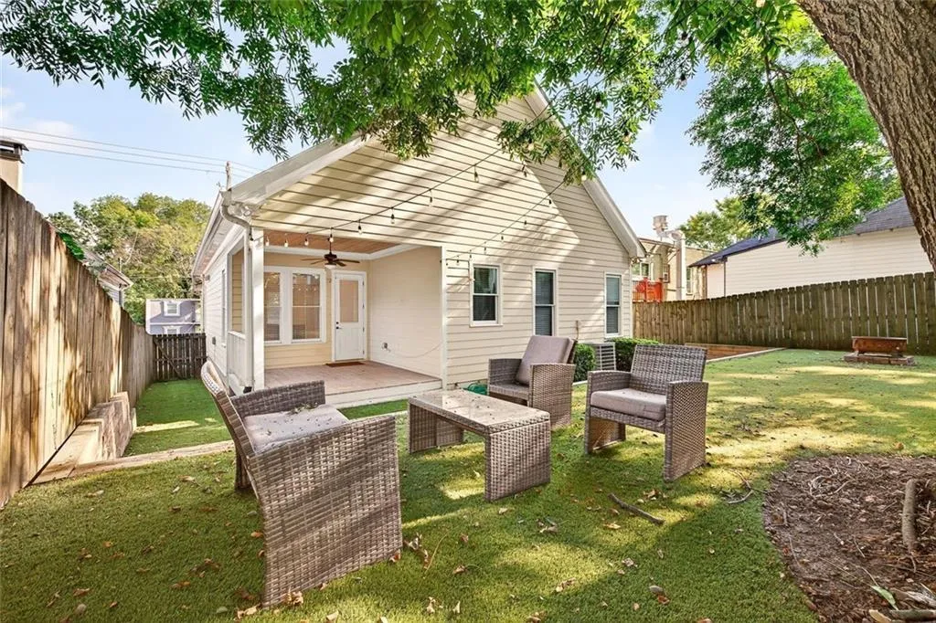 Atlanta, Georgia 30312, United States, 3 Bedrooms Bedrooms, ,2 BathroomsBathrooms,Residential,Active,204891