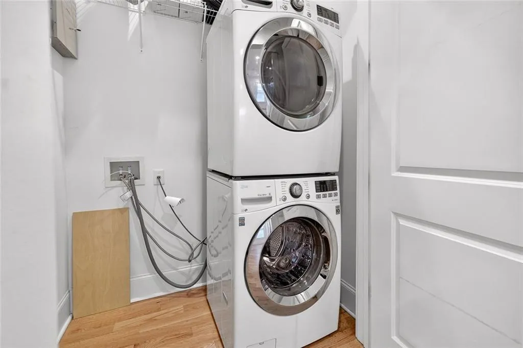 Atlanta, Georgia 30312, United States, 3 Bedrooms Bedrooms, ,2 BathroomsBathrooms,Residential,Active,204891