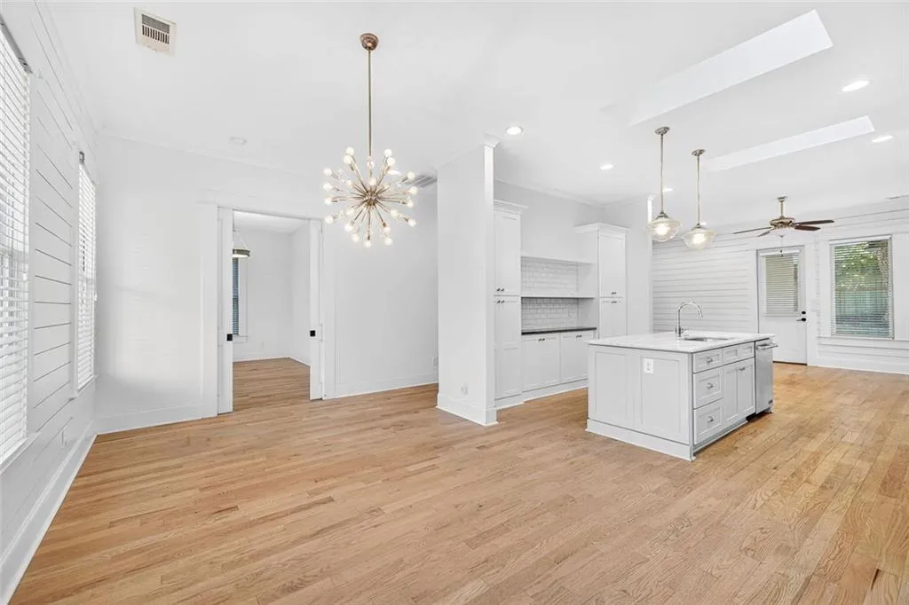 Atlanta, Georgia 30312, United States, 3 Bedrooms Bedrooms, ,2 BathroomsBathrooms,Residential,Active,204891