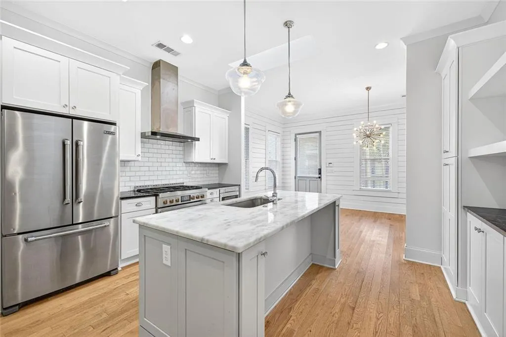 Atlanta, Georgia 30312, United States, 3 Bedrooms Bedrooms, ,2 BathroomsBathrooms,Residential,Active,204891