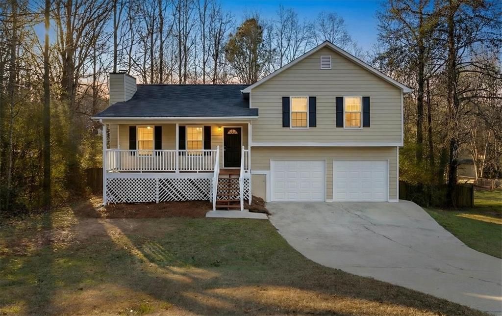 Photo of 446 Thornbrooke Drive, Hiram, GA 30141 (MLS # 7704086)