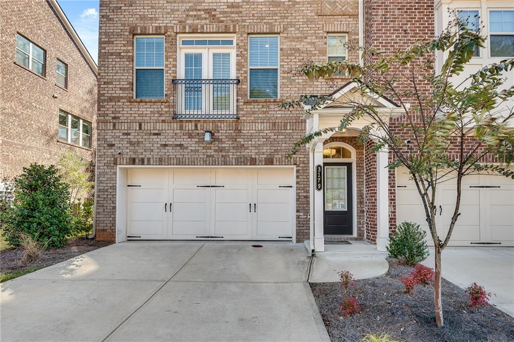 3179 Clairebrooke Avenue