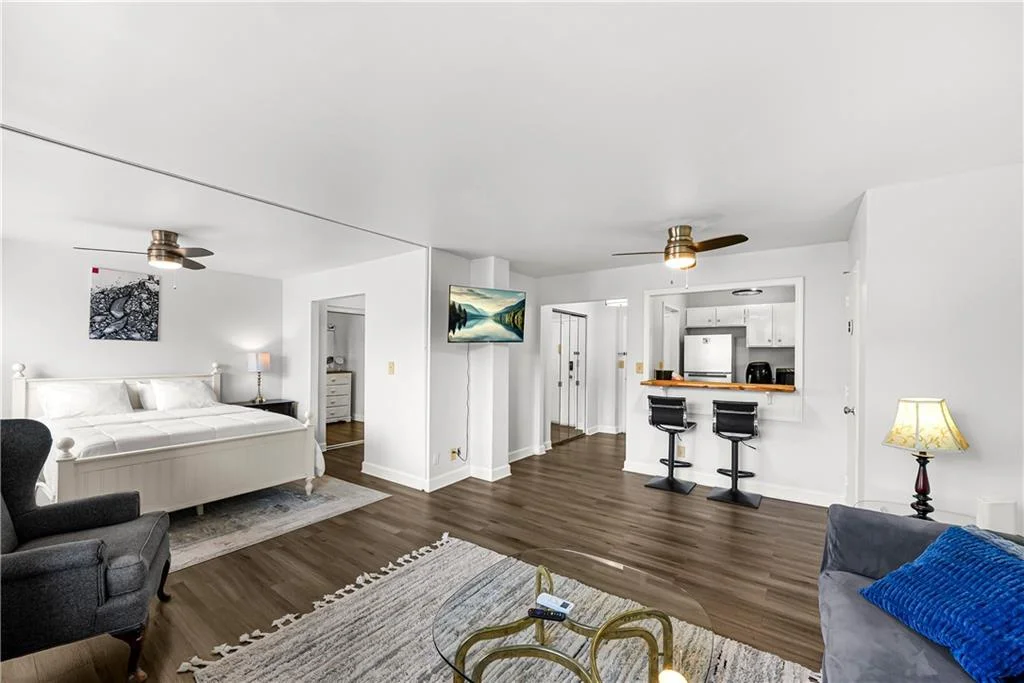 215 Piedmont Avenue NE Unit 305
