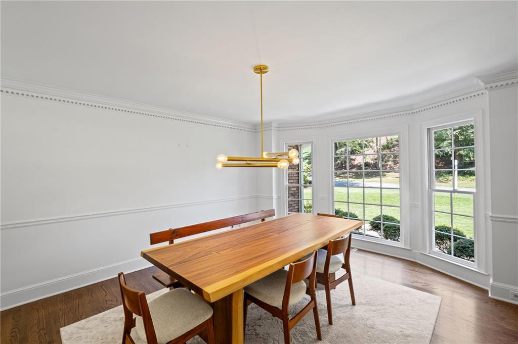 925 Ferncroft Court