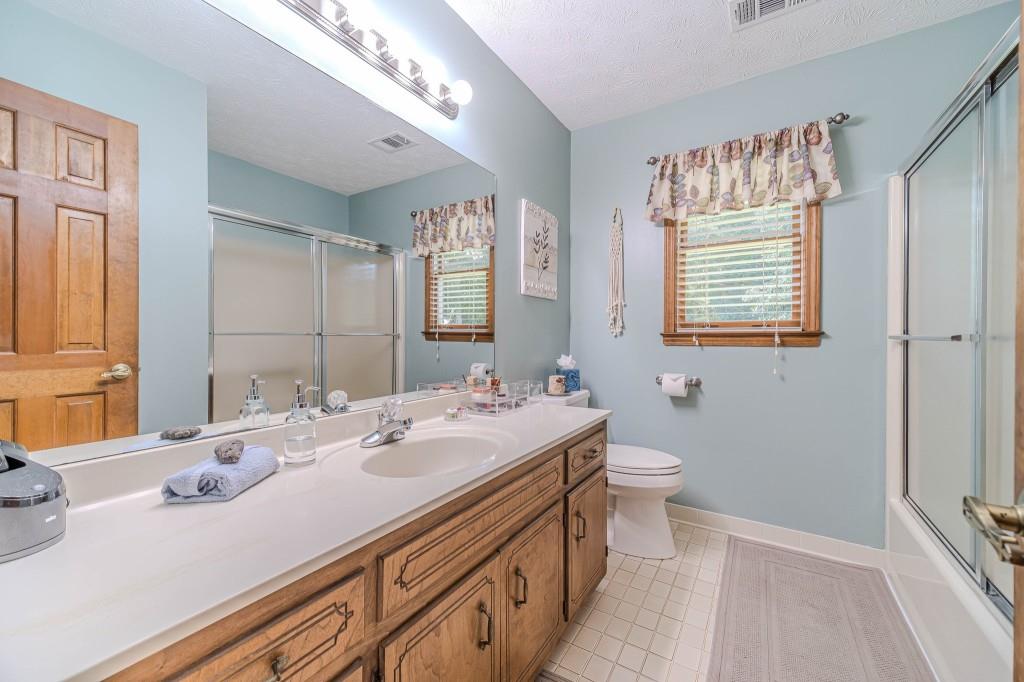 4481 Lucerne Place, Lilburn, Georgia image 39