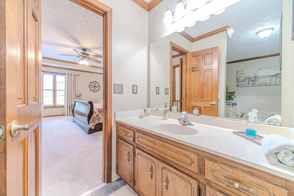 4481 Lucerne Place, Lilburn, Georgia image 34