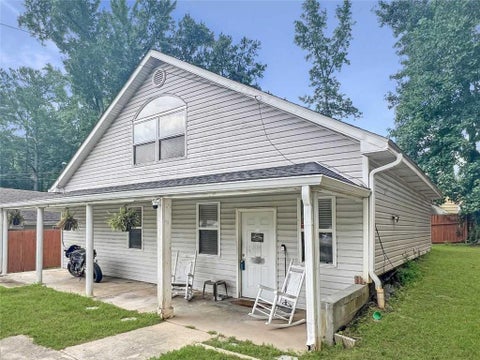 Homes For Sale - 4004 Campbellton Road<br/> Atlanta, GA 30331