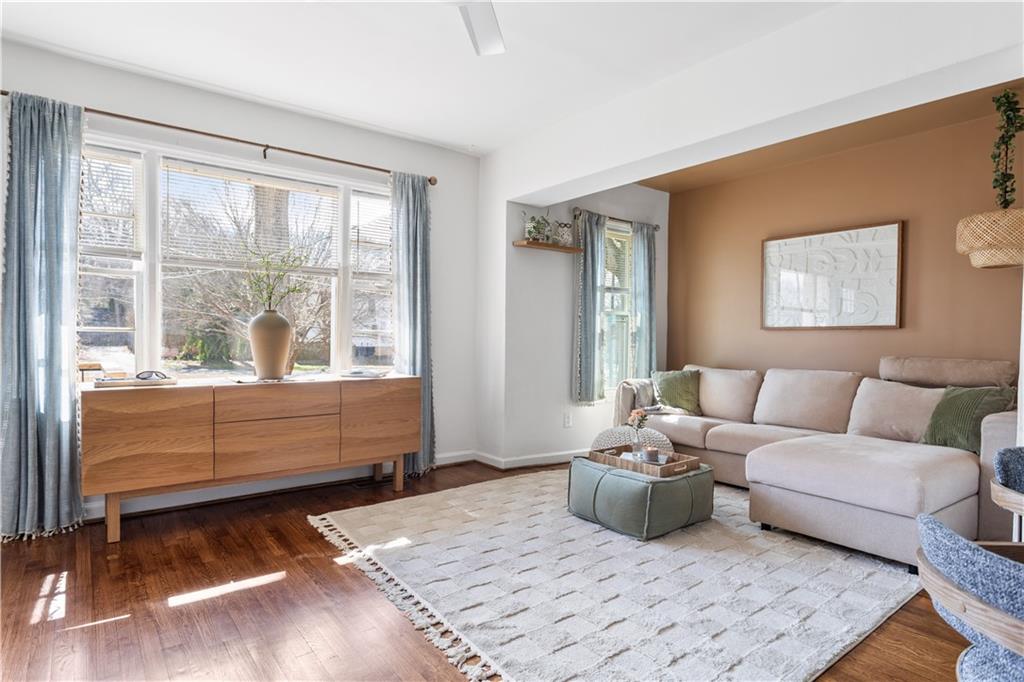 1181 Westview Drive SW