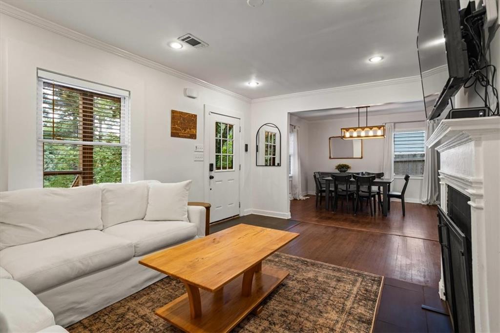 410 Wilkinson Drive SE