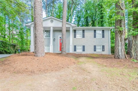 2922 Carriage Lane Atlanta GA 30349