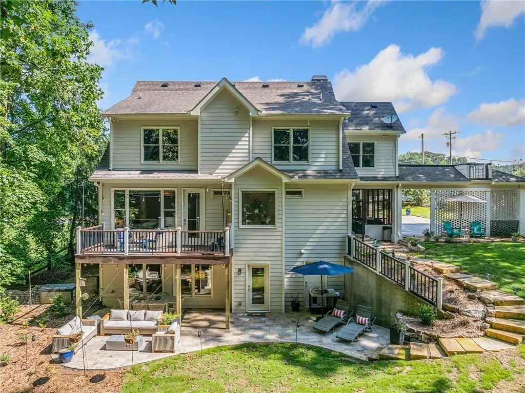 Cumming, Georgia 30041, United States, 4 Bedrooms Bedrooms, ,4 BathroomsBathrooms,Residential,Coming Soon,176050