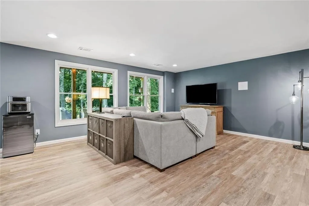 Cumming, Georgia 30041, United States, 4 Bedrooms Bedrooms, ,4 BathroomsBathrooms,Residential,Coming Soon,176050