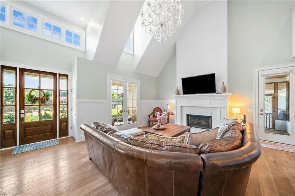 Cumming, Georgia 30041, United States, 4 Bedrooms Bedrooms, ,4 BathroomsBathrooms,Residential,Coming Soon,176050