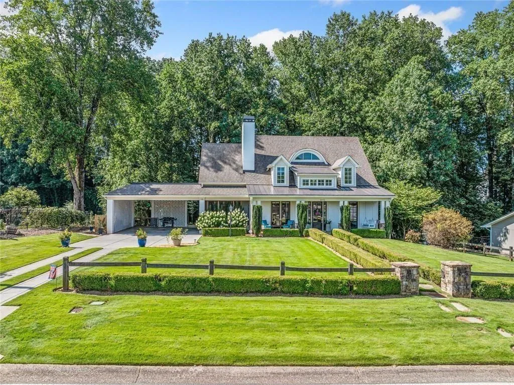 Cumming, Georgia 30041, United States, 4 Bedrooms Bedrooms, ,4 BathroomsBathrooms,Residential,Coming Soon,176050