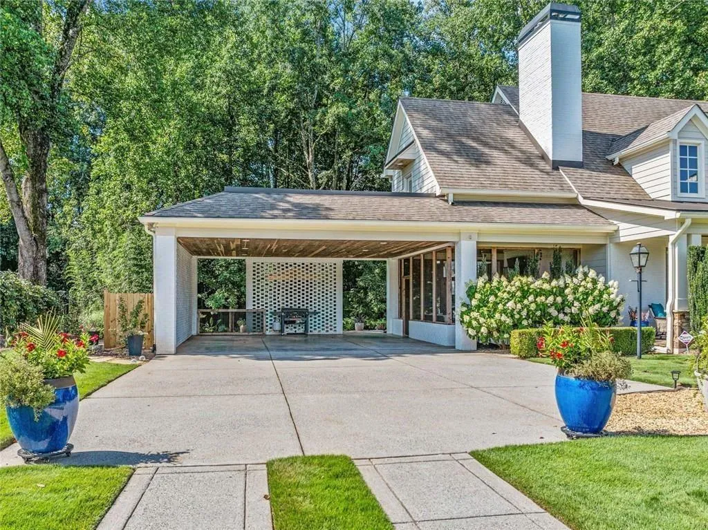 Cumming, Georgia 30041, United States, 4 Bedrooms Bedrooms, ,4 BathroomsBathrooms,Residential,Coming Soon,176050