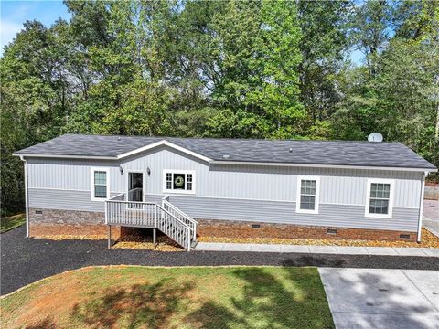 366 Charity Road Homer GA 30547