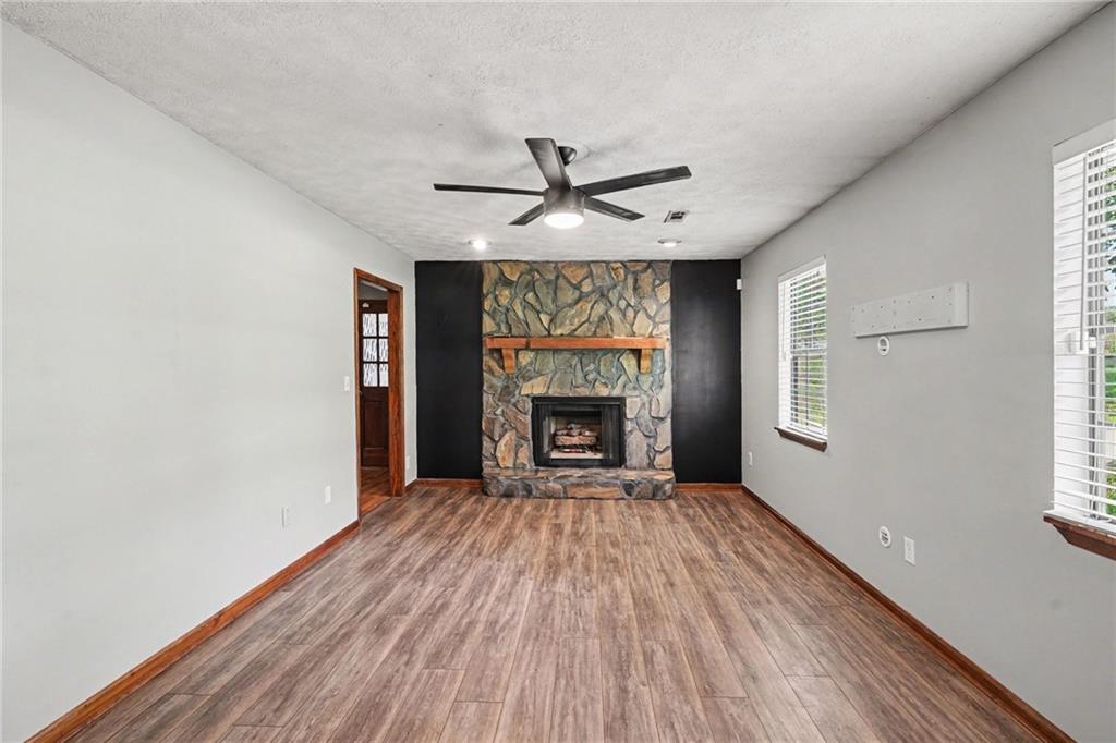 3011 Menlo Park Drive