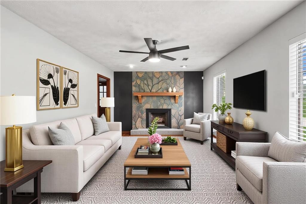 3011 Menlo Park Drive