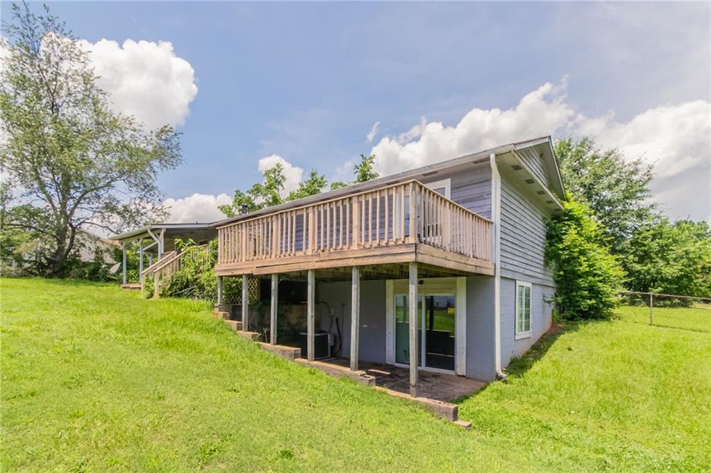 3217 Canterbury Trail