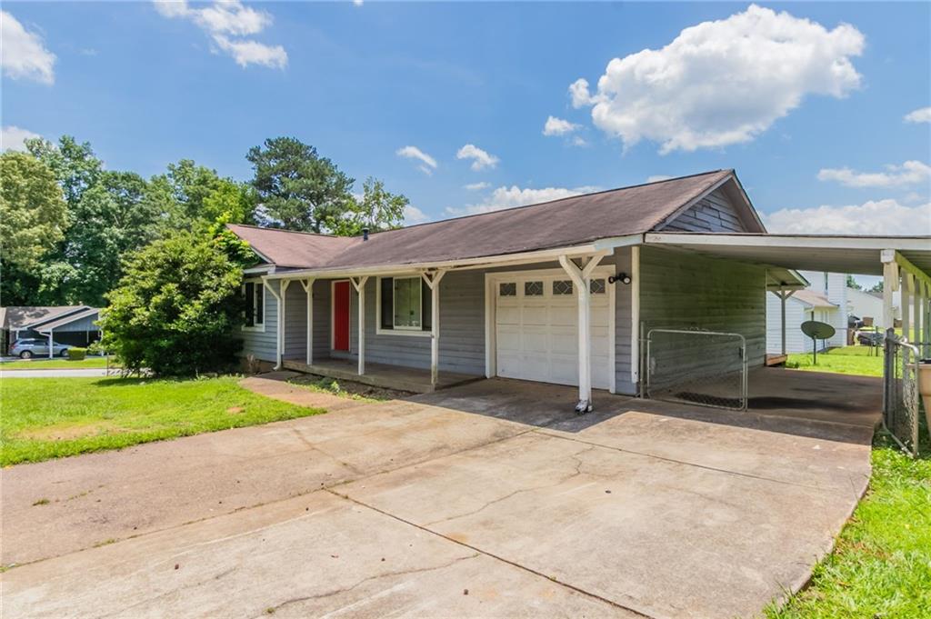 3217 Canterbury Trail