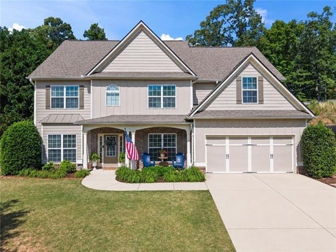 Homes For Sale - 3922 Walnut Grove Way<br/> Gainesville, GA 30506