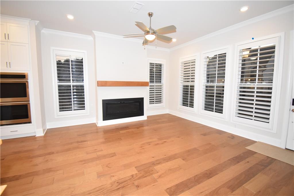 4489 Waterside Parkway