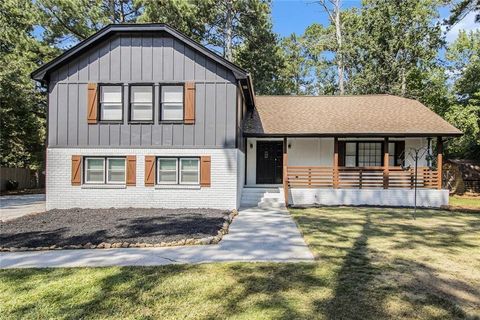 2180 E Chester Circle SE Conyers GA 30013