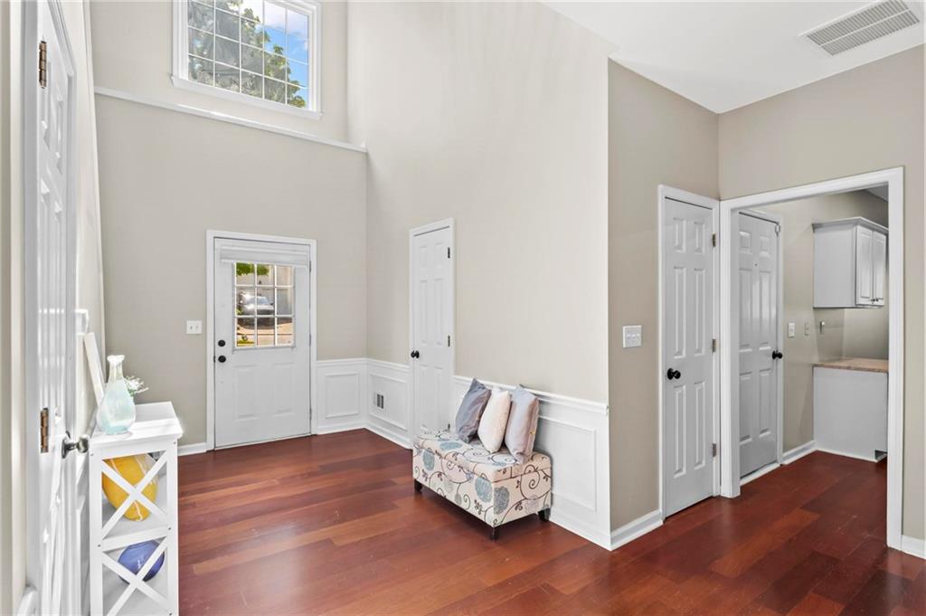5010 Foxberry Lane, Roswell, Georgia image 3