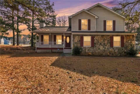 Homes For Sale - 682 Monticello Lane<br/> Mcdonough, GA 30253