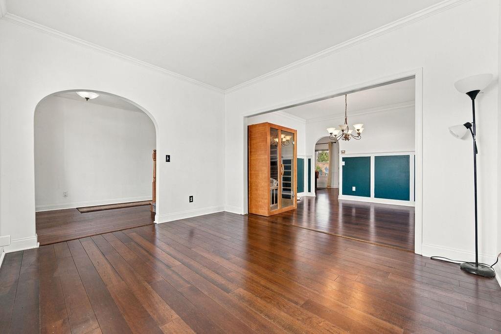 24 Cottage Walk NW