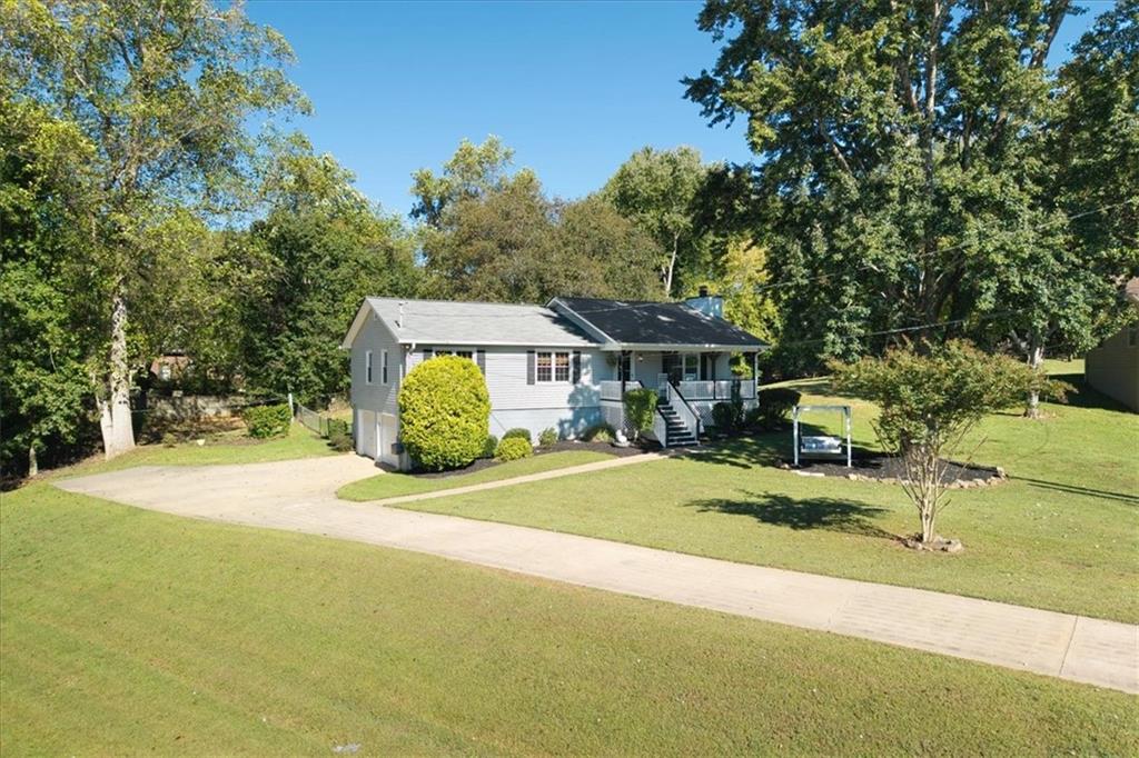 404 Hill Crest Court