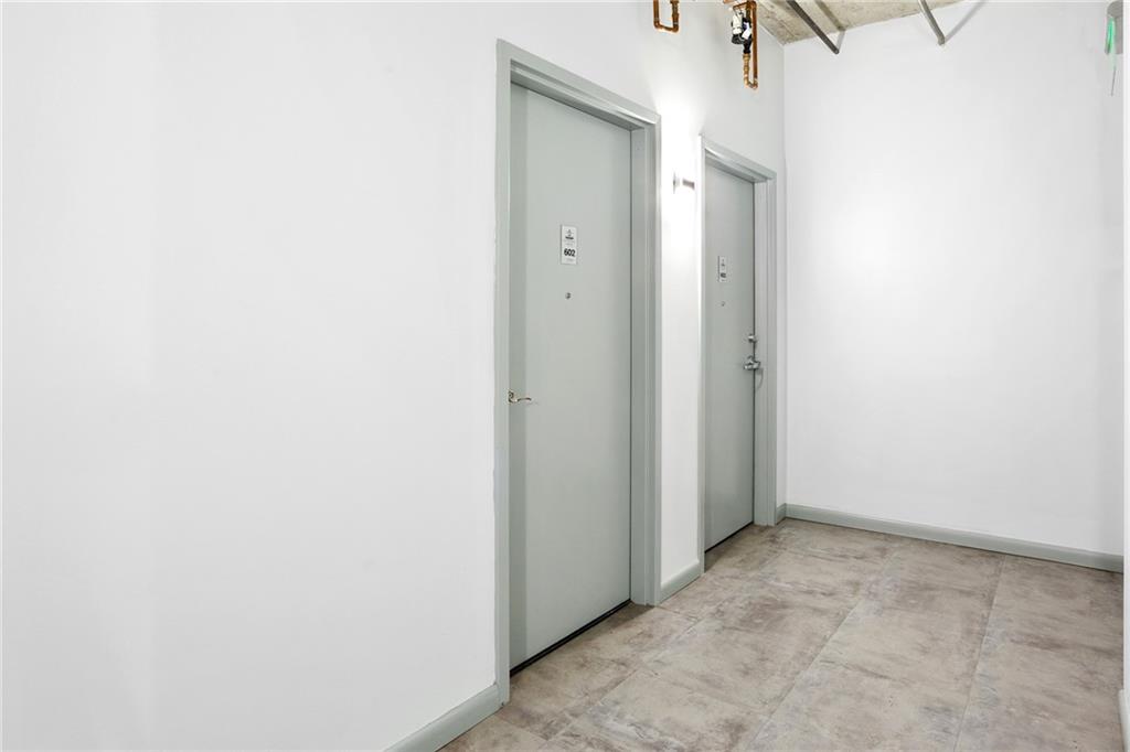115 W Peachtree Place NW 602